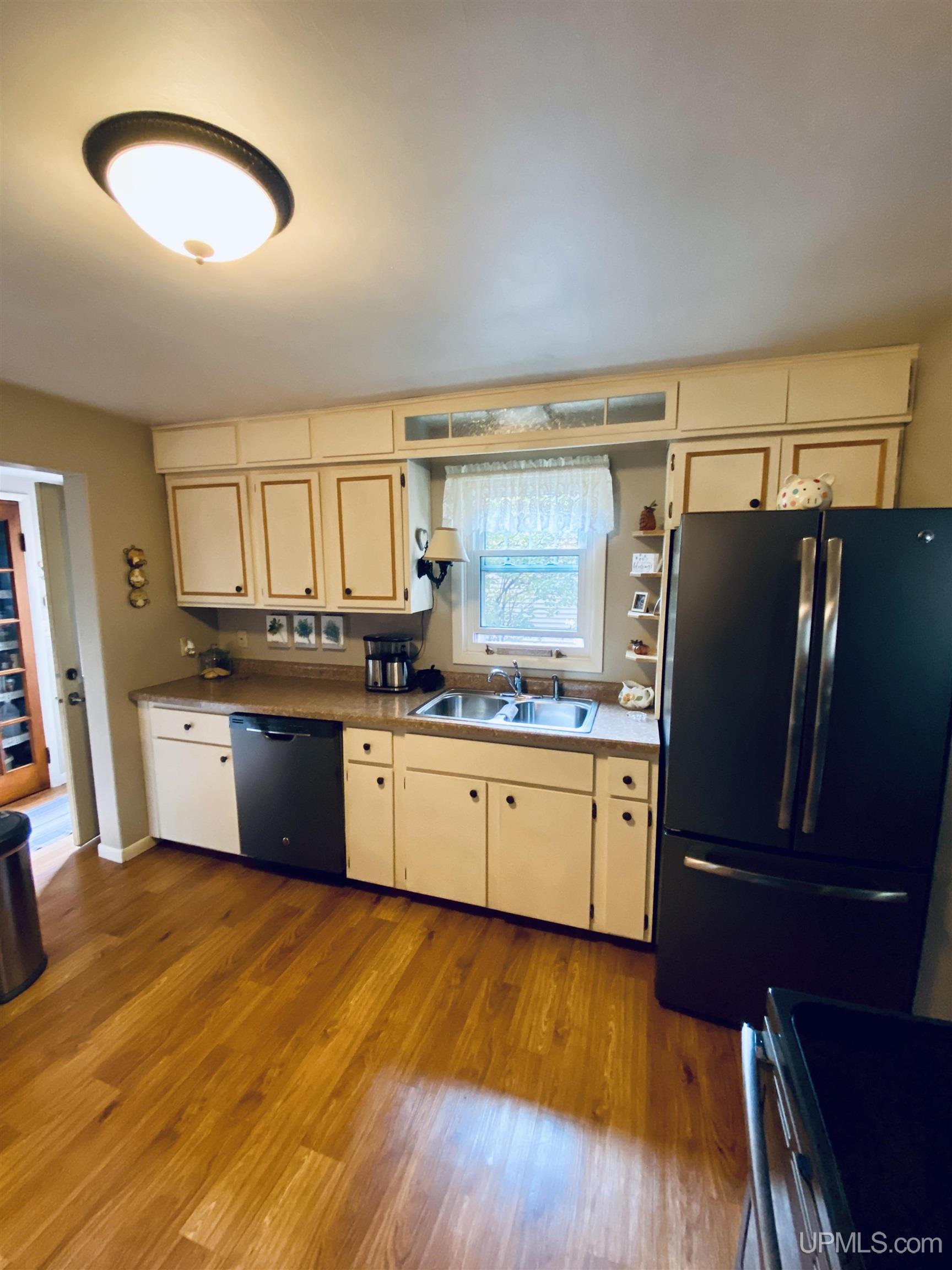 308 Rolling Mill Road Negaunee, MI 49866 - Photo 7 of 41 Gallery Image 7