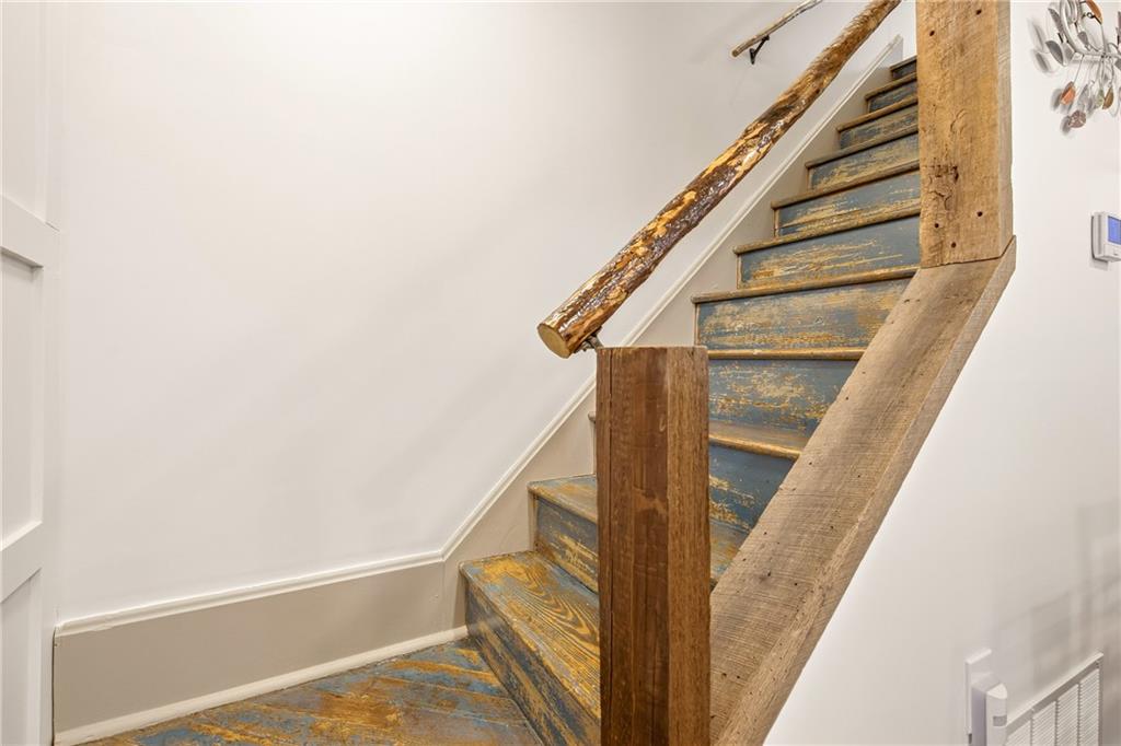 38 3rd Street Cairnbrook, PA 15924 - Photo 18 of 29 a view of entryway