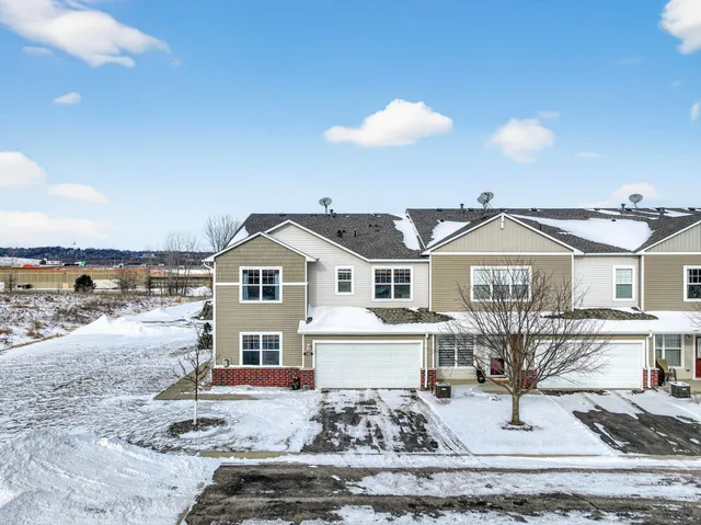 $293,000 | 185 Bluejack Lane Southeast, Rochester, MN 55904