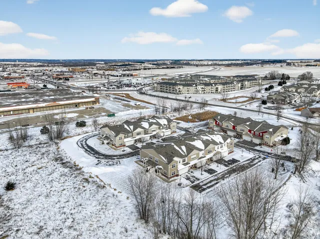 $293,000 | 185 Bluejack Lane Southeast, Rochester, MN 55904