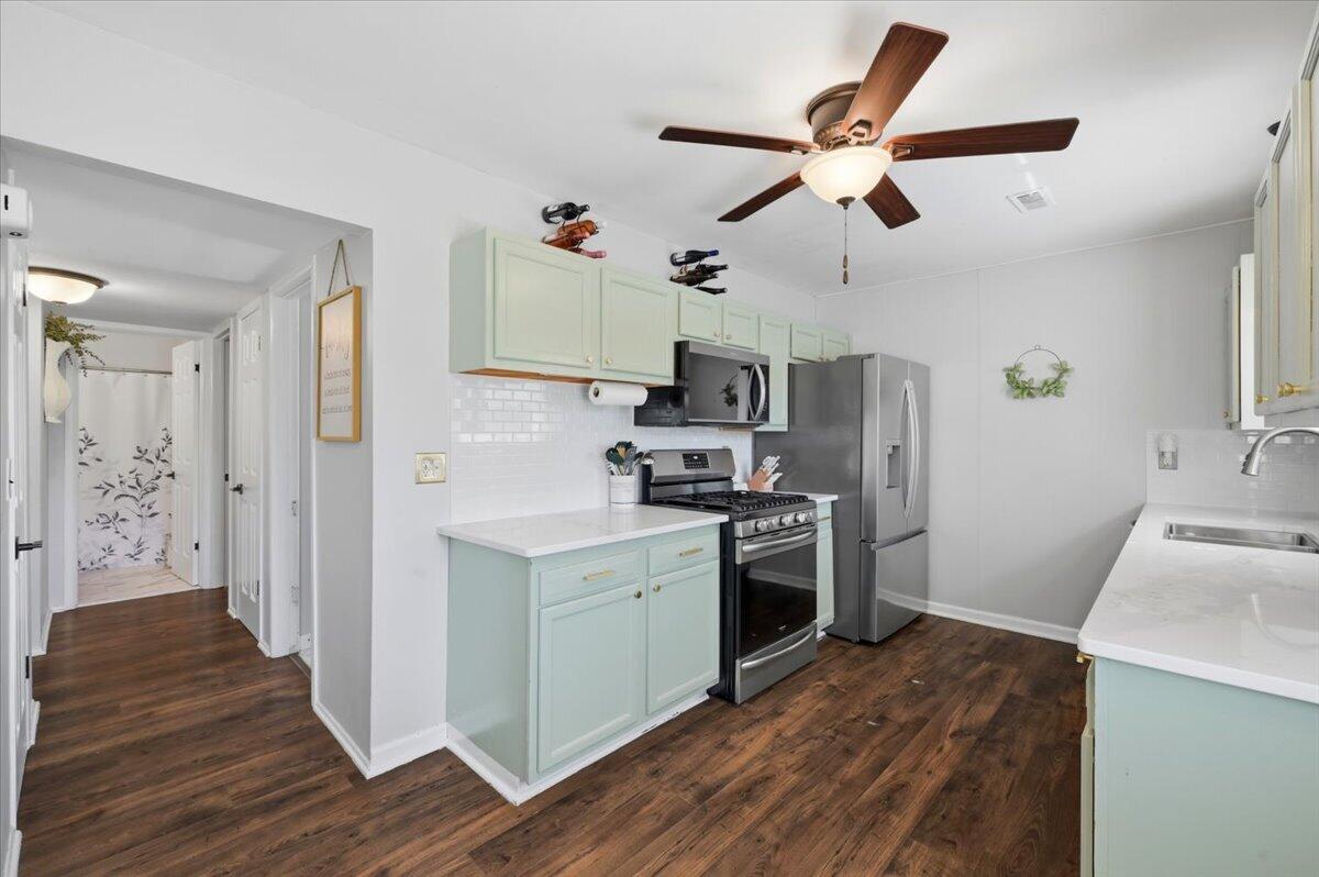 8210 North Henry Ruff Road Westland, MI 48185 - Photo 13 of 38 13-DSC_4973