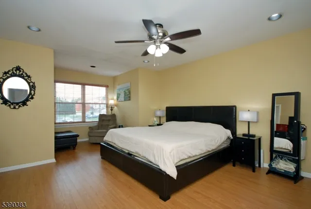 $599,900 | 16 Iroquois Trail, Somerville, NJ 08876