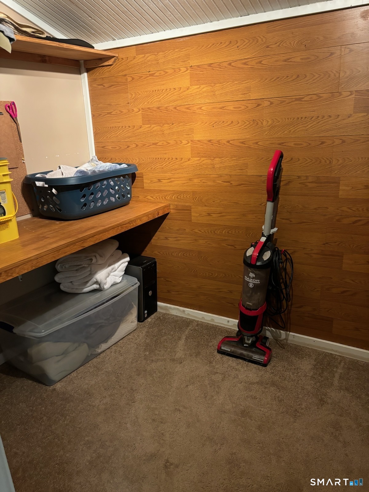 305 Redstone Hill Road Bristol, CT 06010 - Photo 18 of 23