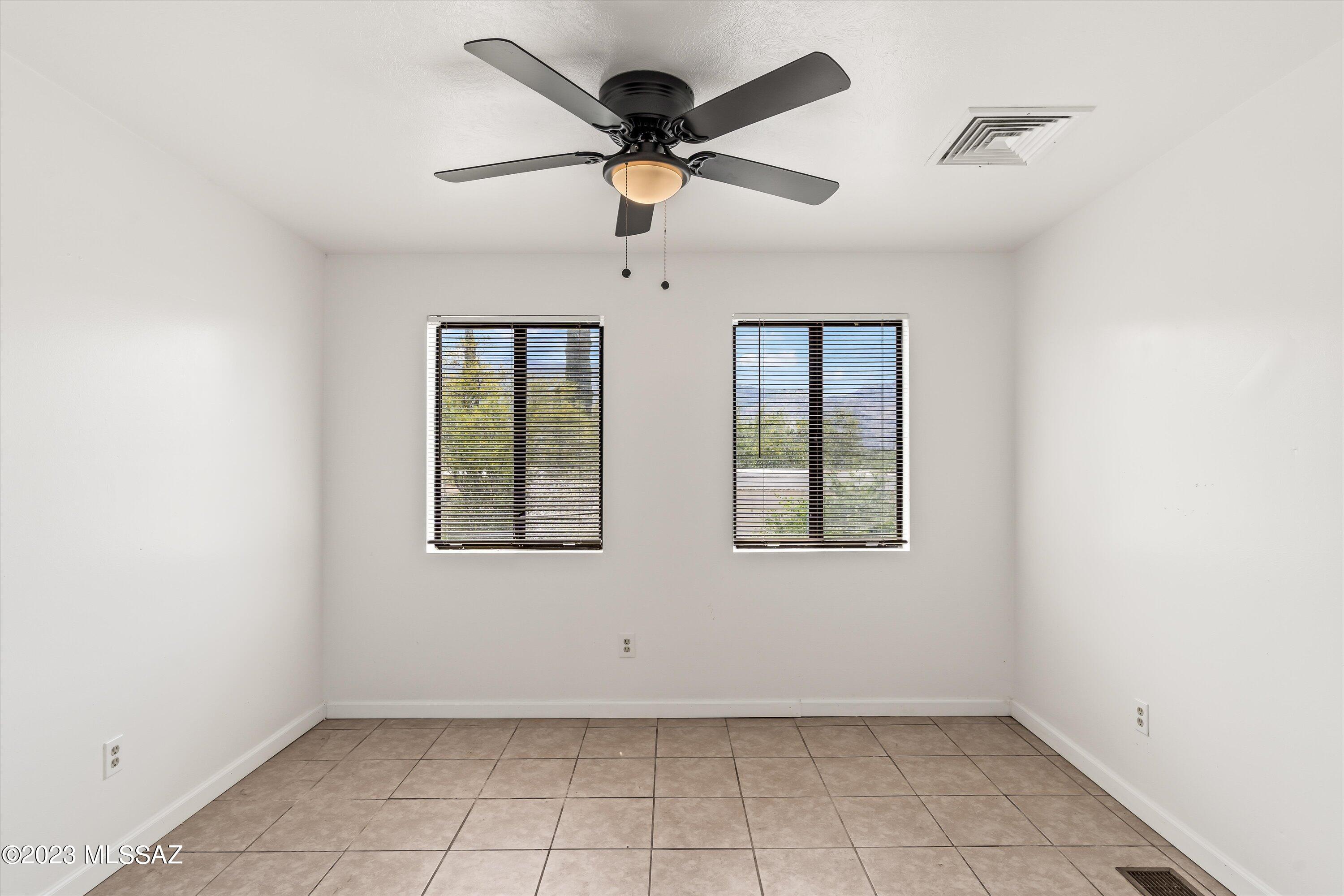 15770 North Oracle Road, Unit F3 Tucson, AZ 85739 - Photo 6 of 29