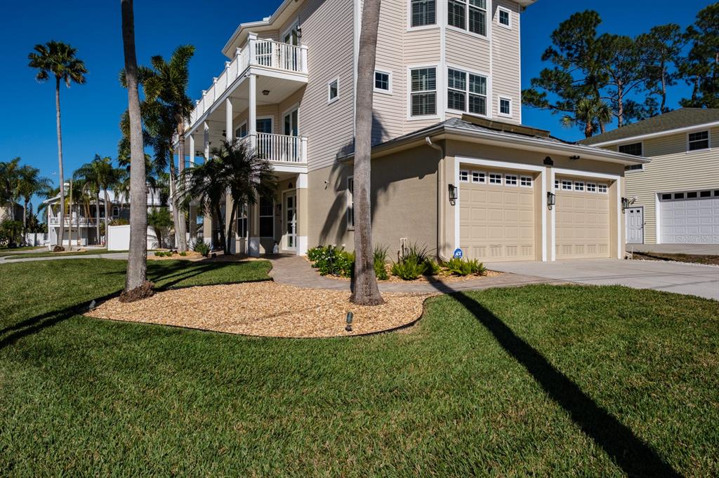 1700 Oyster Point Way Palm Harbor, FL 34683 - Photo 10 of 88