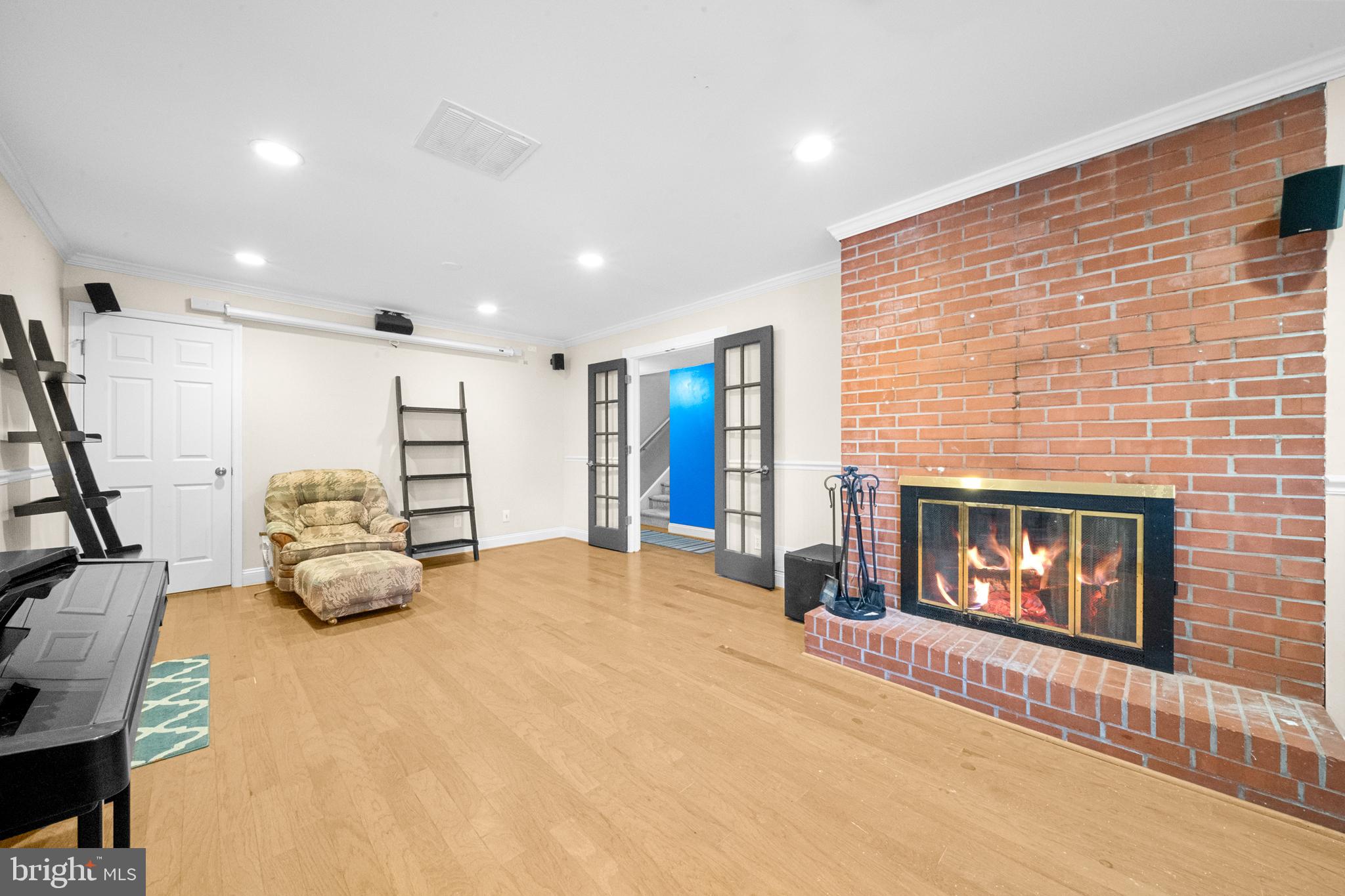 10600 Springmann Drive Fairfax, VA 22030 - Photo 40 of 78 Family Room