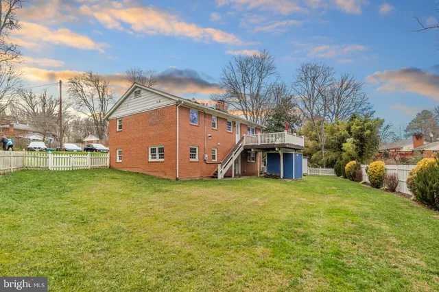 $795,000 | 10600 Springmann Drive, Fairfax, VA 22030