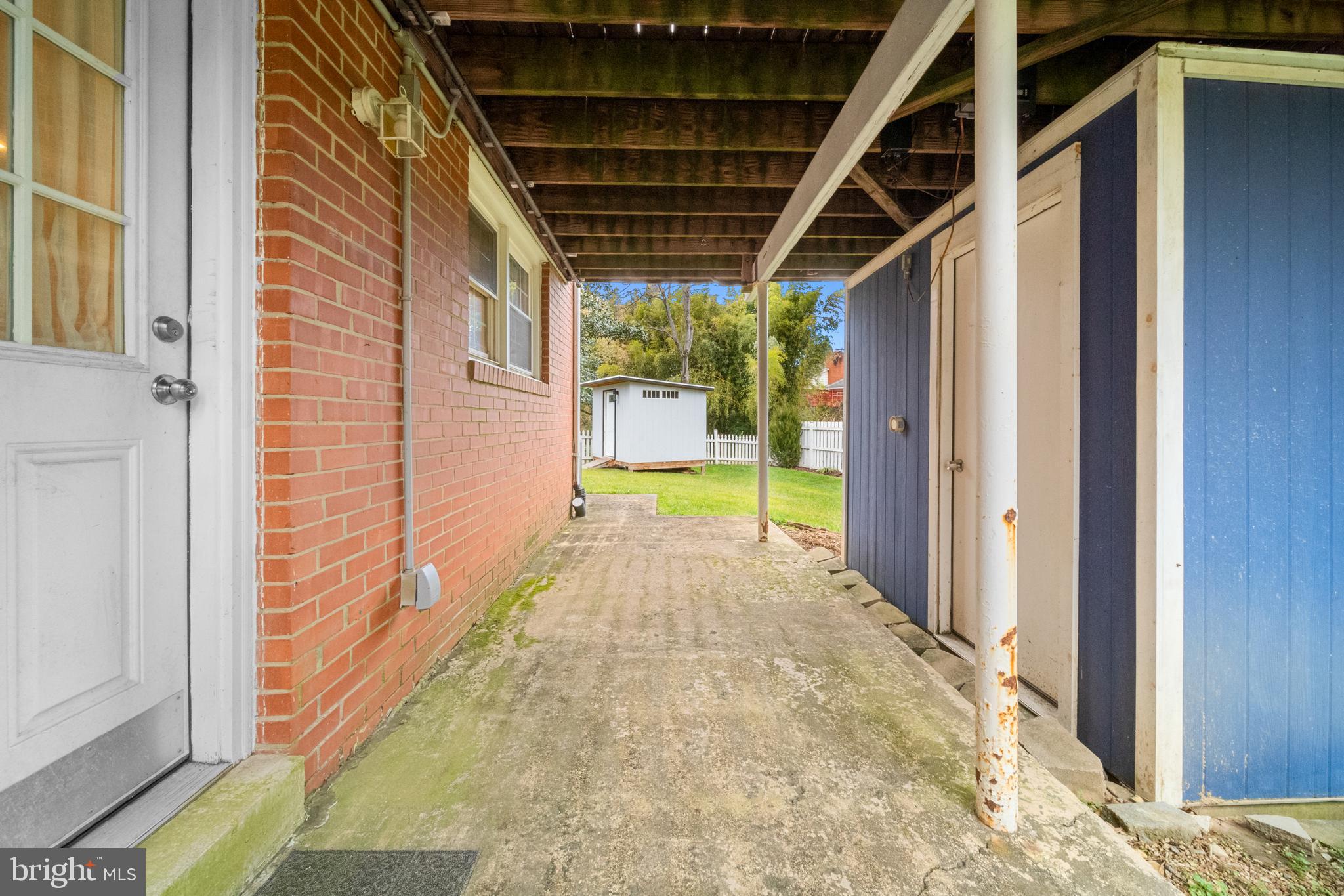 10600 Springmann Drive Fairfax, VA 22030 - Photo 71 of 78 Back Exterior