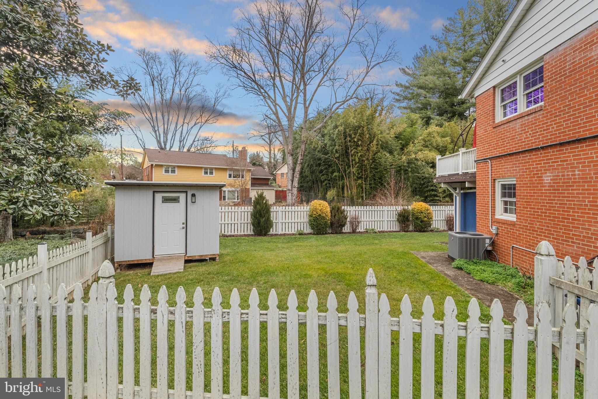 10600 Springmann Drive Fairfax, VA 22030 - Photo 73 of 78 Backyard