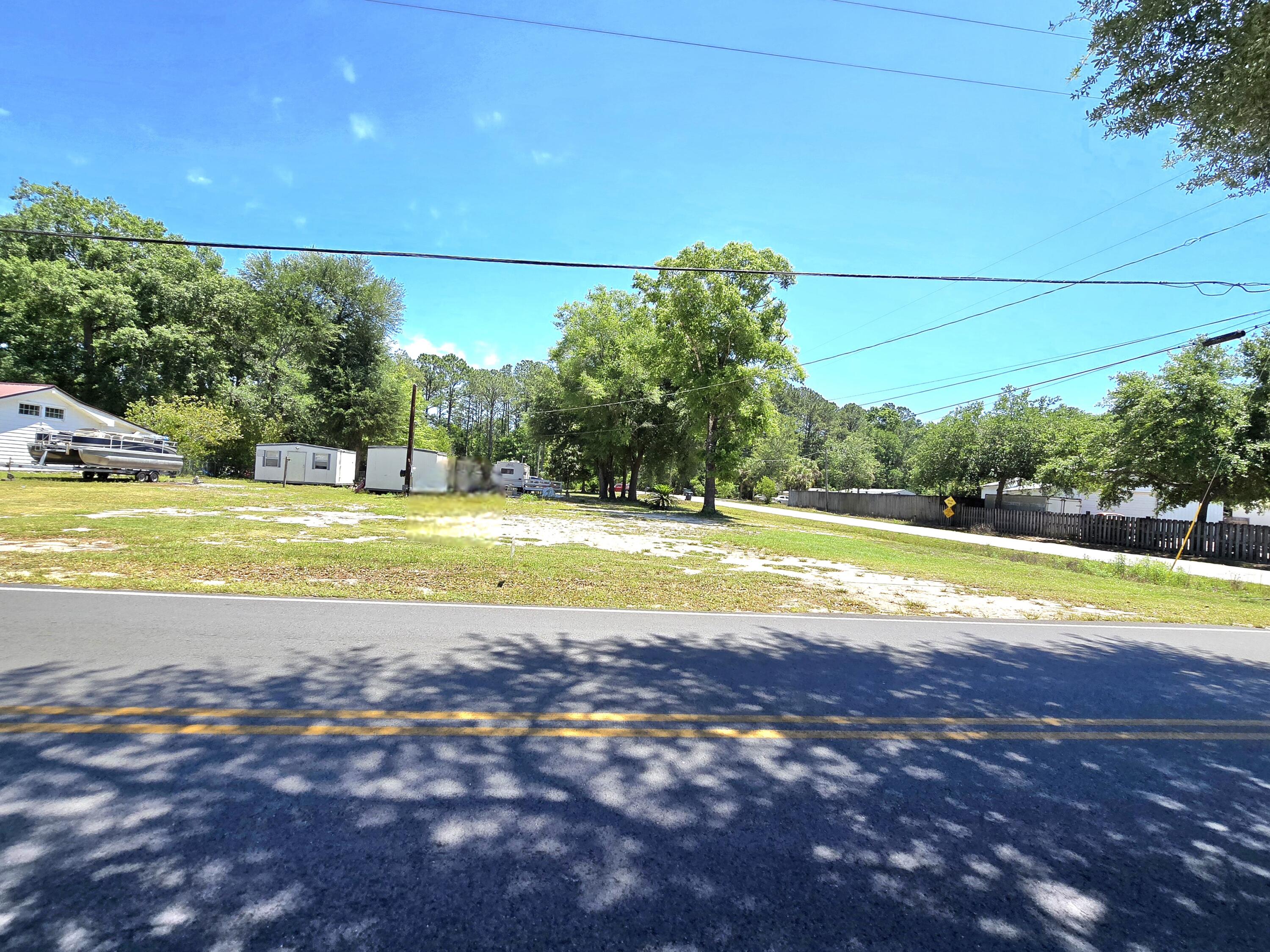 613 Old Jolly Bay Road Freeport, FL 32439 - Photo 9 of 15 1000107752