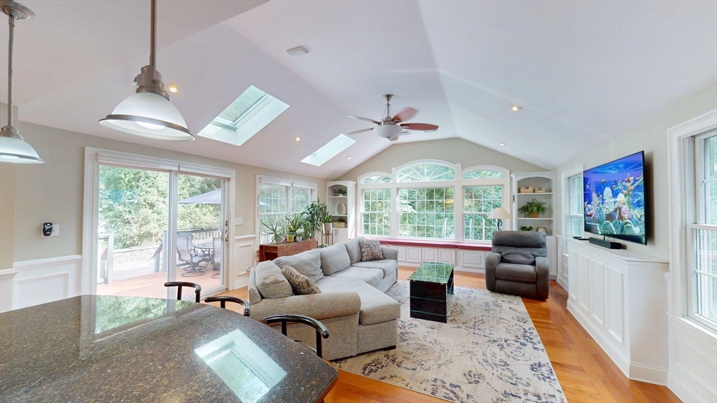 463 Ledge Road Seekonk, MA 02771 - Photo 13 of 40 Gallery Image 13