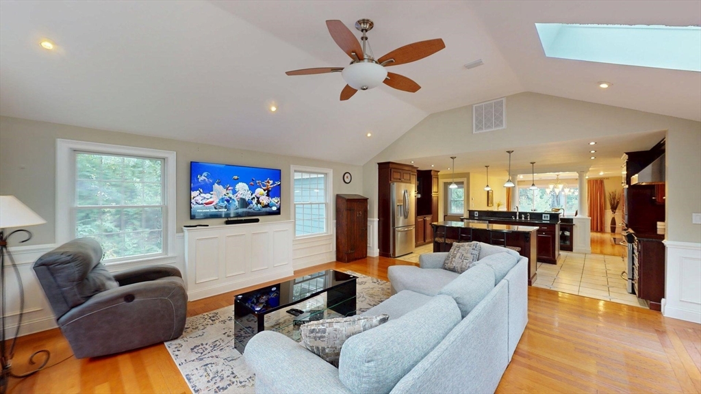 463 Ledge Road Seekonk, MA 02771 - Photo 15 of 40 Gallery Image 15