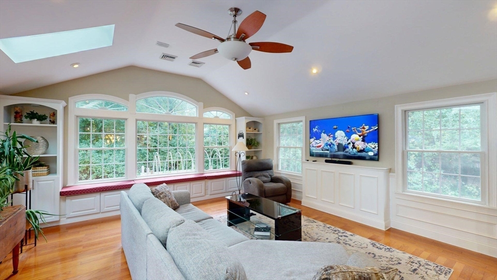 463 Ledge Road Seekonk, MA 02771 - Photo 16 of 40 Gallery Image 16