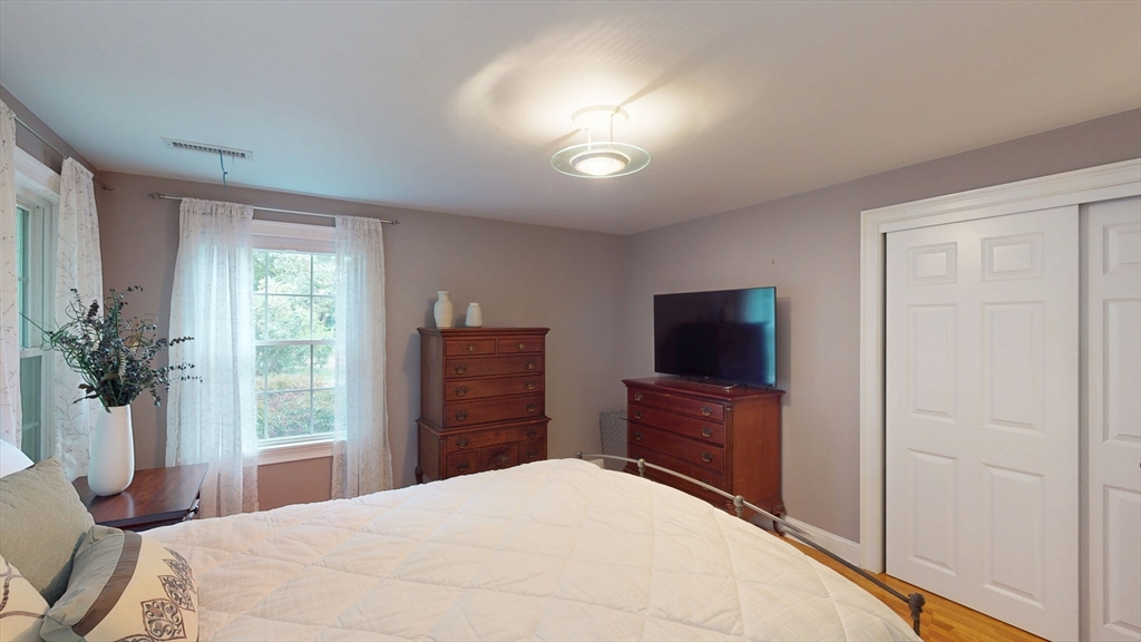 463 Ledge Road Seekonk, MA 02771 - Photo 30 of 40 Gallery Image 30