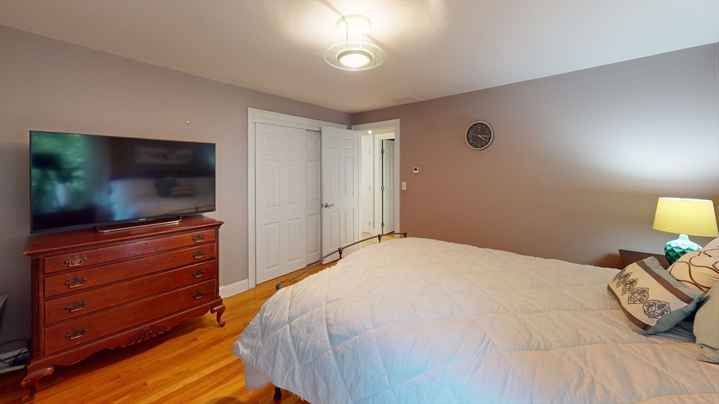 463 Ledge Road Seekonk, MA 02771 - Photo 32 of 40 Gallery Image 32