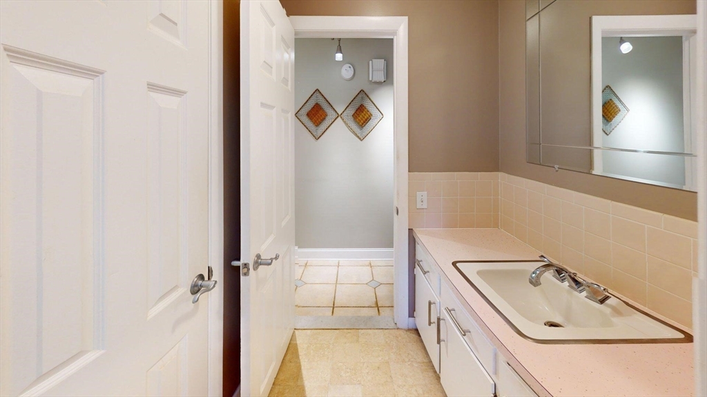 463 Ledge Road Seekonk, MA 02771 - Photo 36 of 40 Gallery Image 36