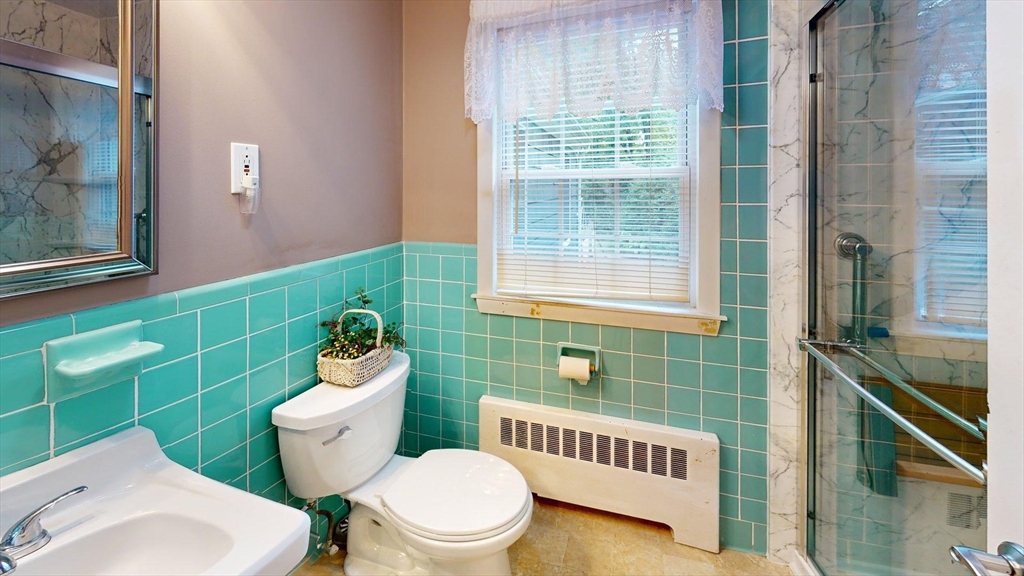 463 Ledge Road Seekonk, MA 02771 - Photo 37 of 40 Gallery Image 37