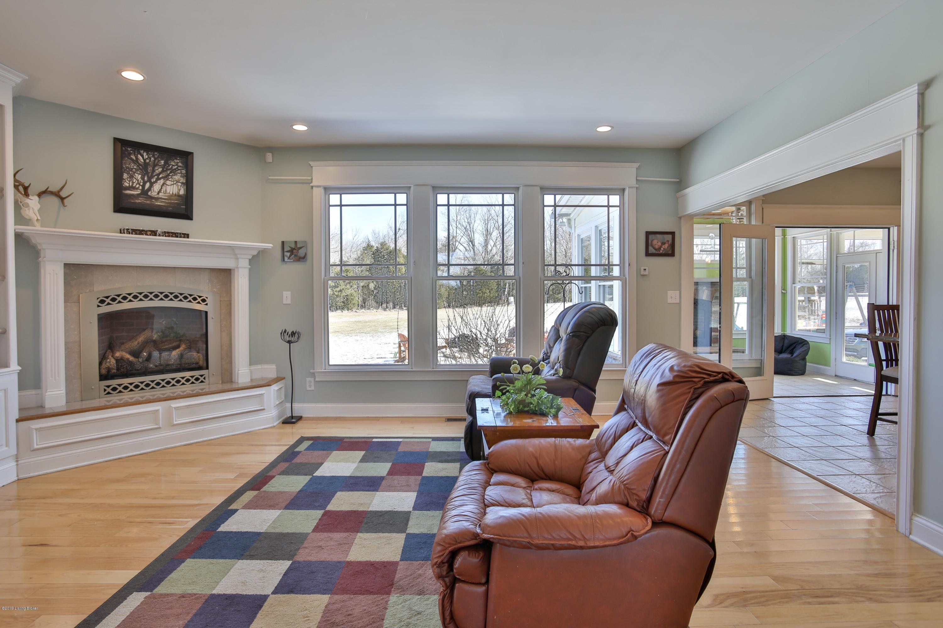2613 Dawson Ridge Road La Grange, KY 40031 - Photo 6 of 52 Great room