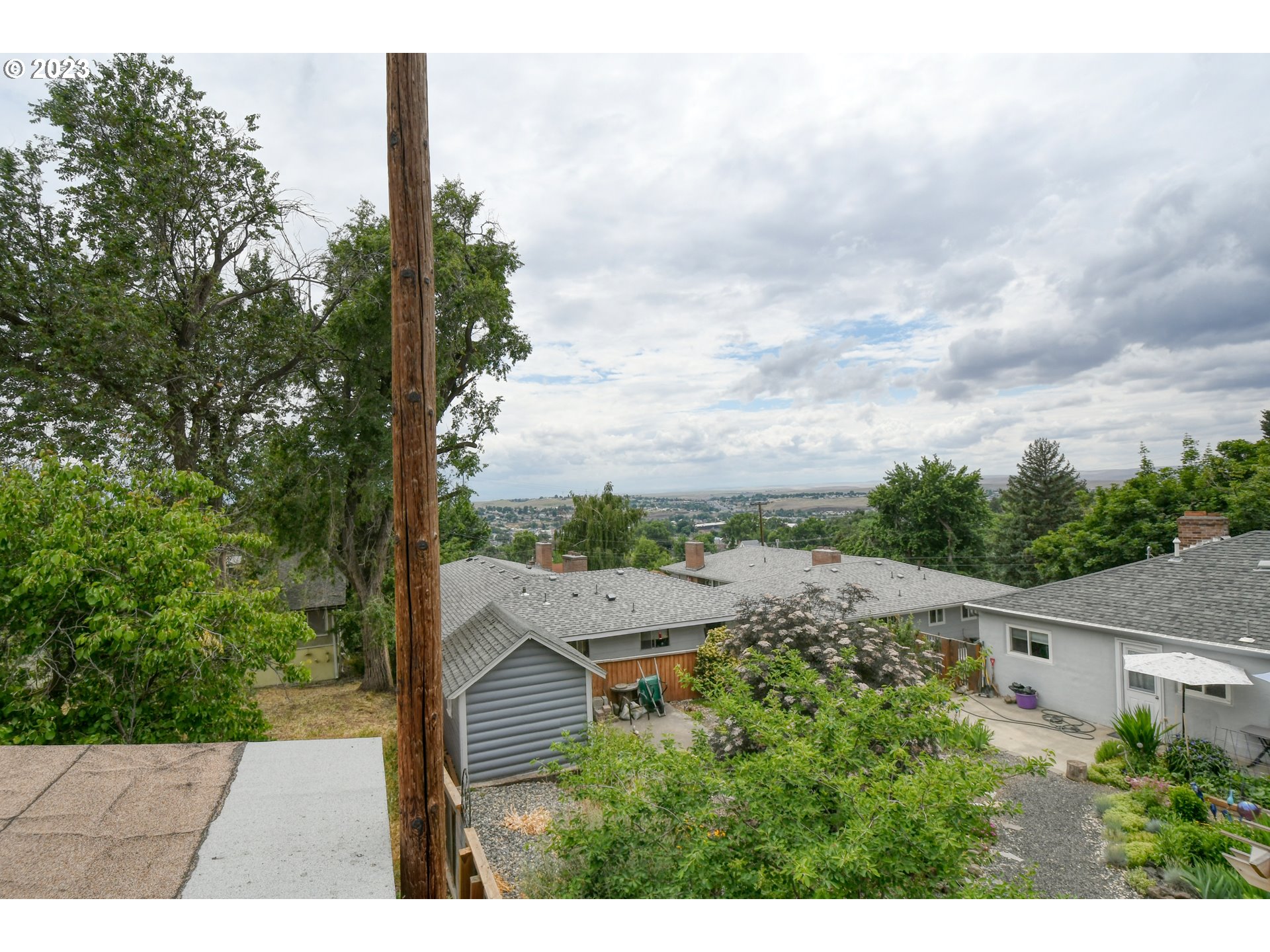 615 Northwest 5th Street Pendleton, OR 97801 - Photo 31 of 33 a view of a outdoor space