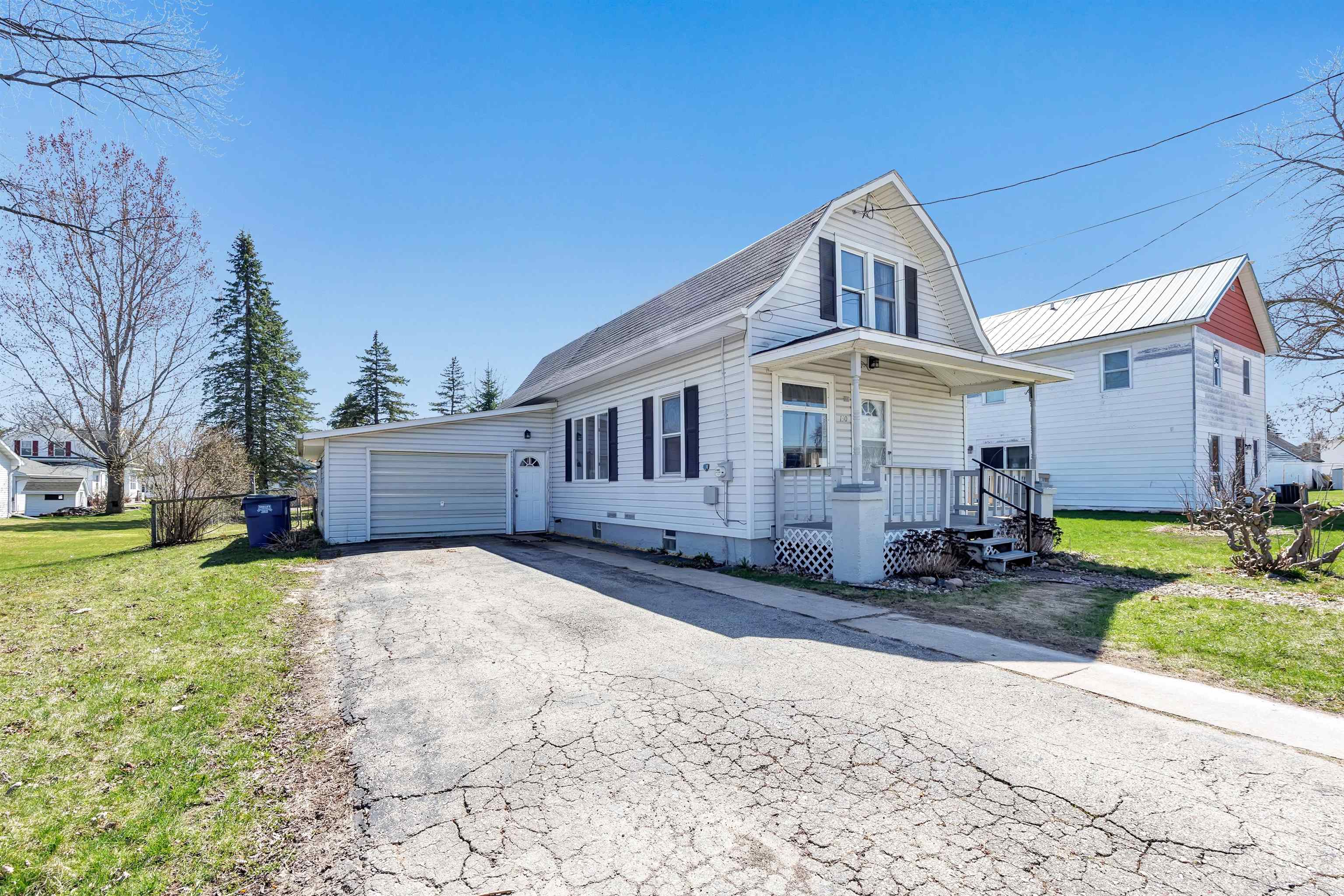 130 Summit Street Pulaski, WI 54162 - Photo 18 of 26
