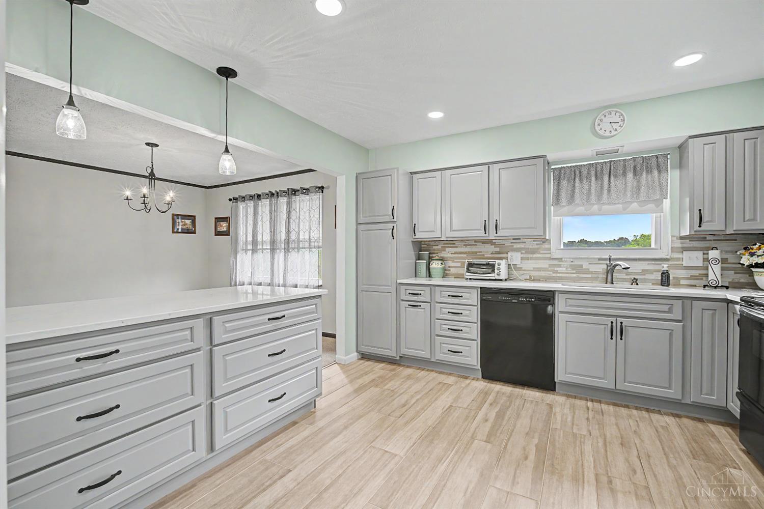 1711 8 Mile Road Cincinnati, OH 45255 - Photo 19 of 44 Gallery Image 19