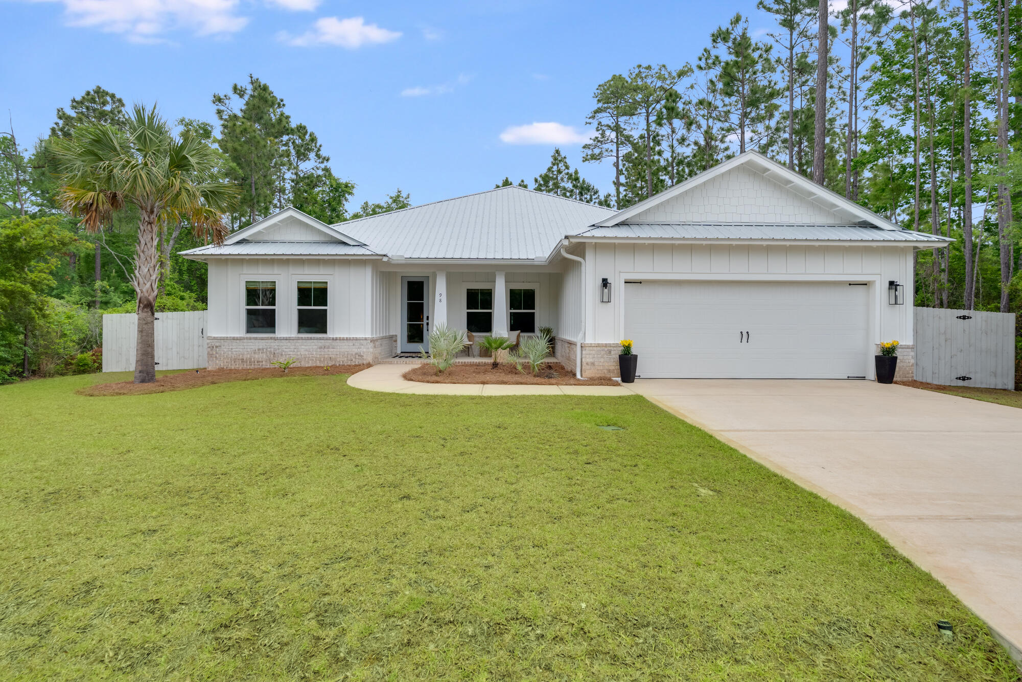 98 Muzzle Street Freeport, FL 32439 - Photo 2 of 44 98 Muzzle St _- AWP Media 0003
