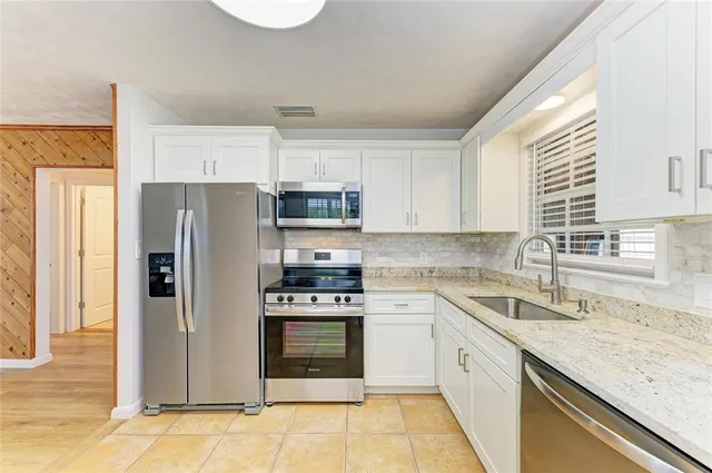 $369,900 | 616 Palm Avenue, Ellenton, FL 34222