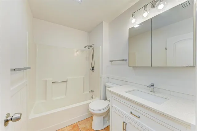 $369,900 | 616 Palm Avenue, Ellenton, FL 34222