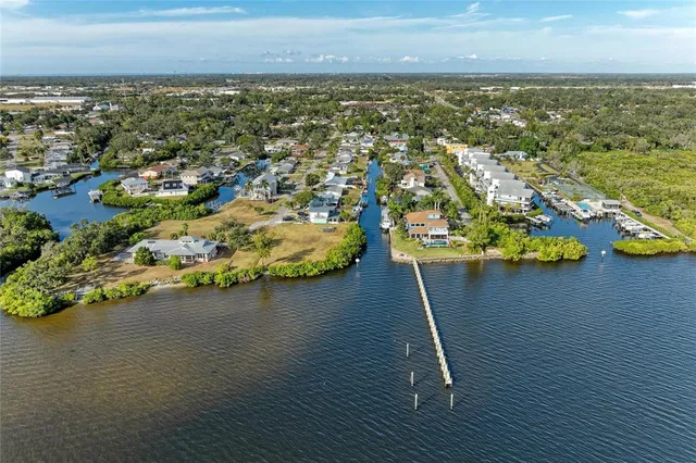 $369,900 | 616 Palm Avenue, Ellenton, FL 34222