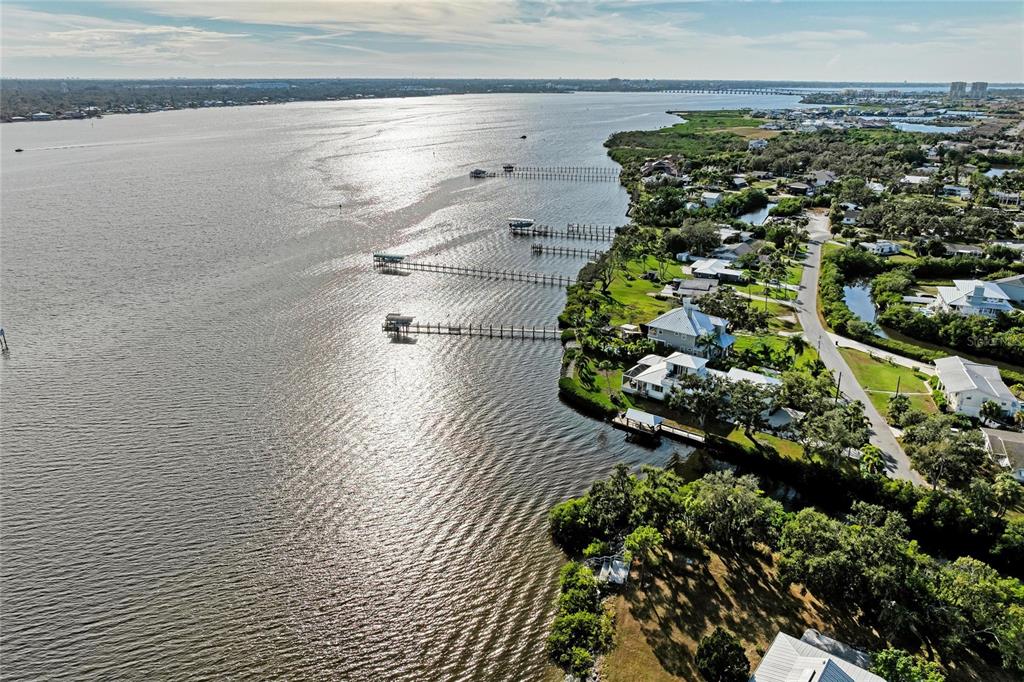 616 Palm Avenue Ellenton, FL 34222 - Photo 8 of 53