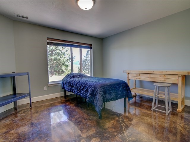4110 South Saltese Lake Road Greenacres, WA 99016 - Photo 11 of 20 Gallery Image 11