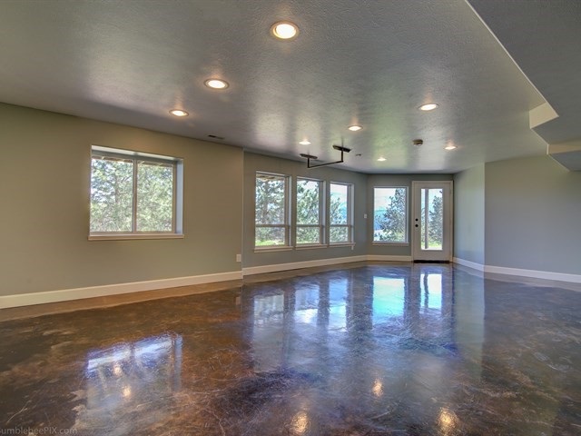 4110 South Saltese Lake Road Greenacres, WA 99016 - Photo 12 of 20 Gallery Image 12