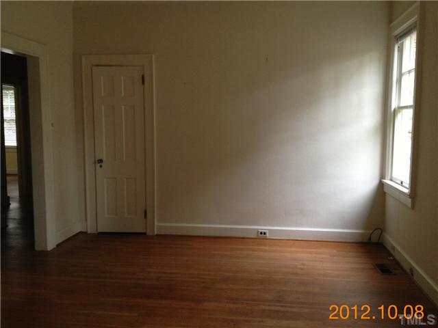 2702 Fairview Road Raleigh, NC 27608 - Photo 5 of 8