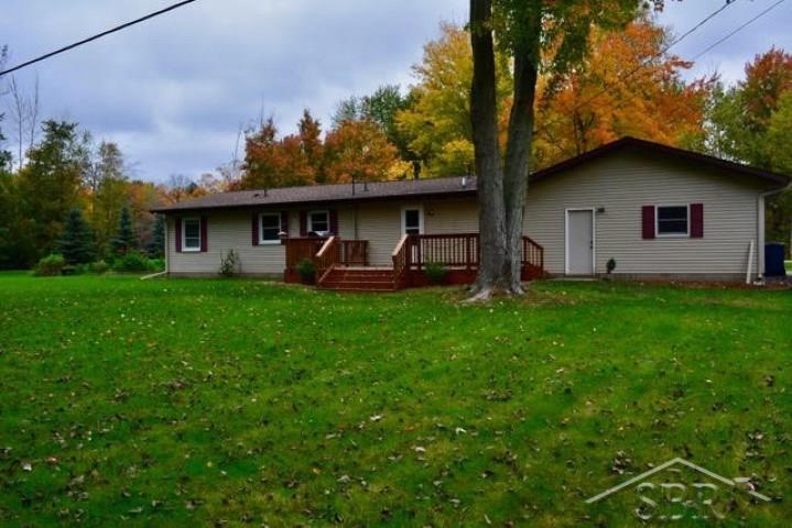 2666 East Mier Road Midland, MI 48642 - Photo 3 of 14 31364162-2.JPG