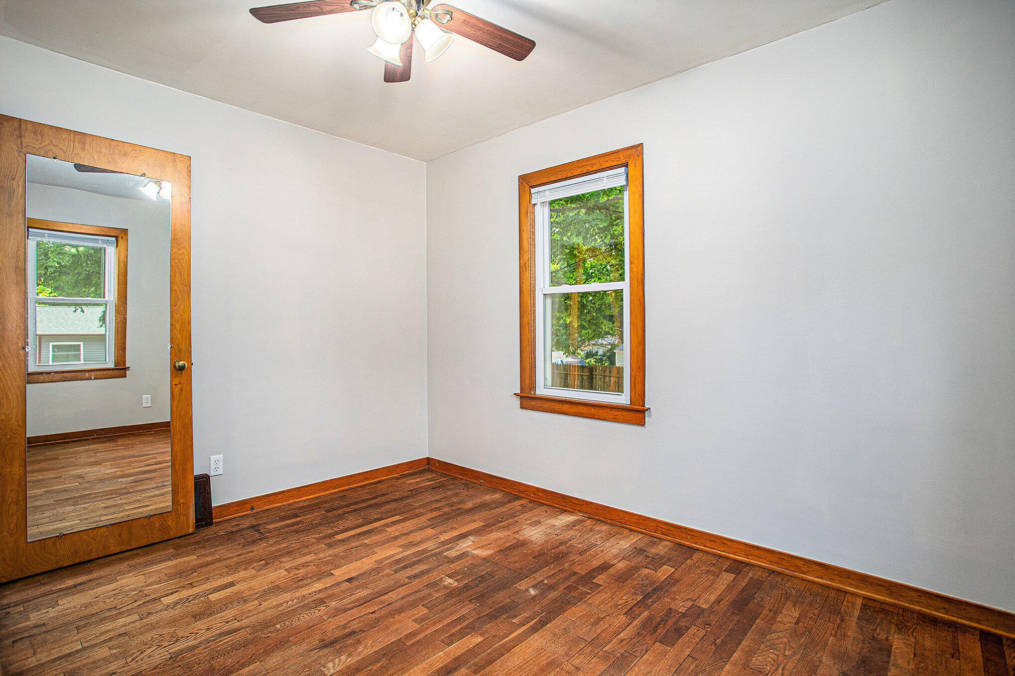 515 Maple Ridge Albion, MI 49224 - Photo 11 of 24 012_515_maple_ridge_albion_mi_49224_9_of