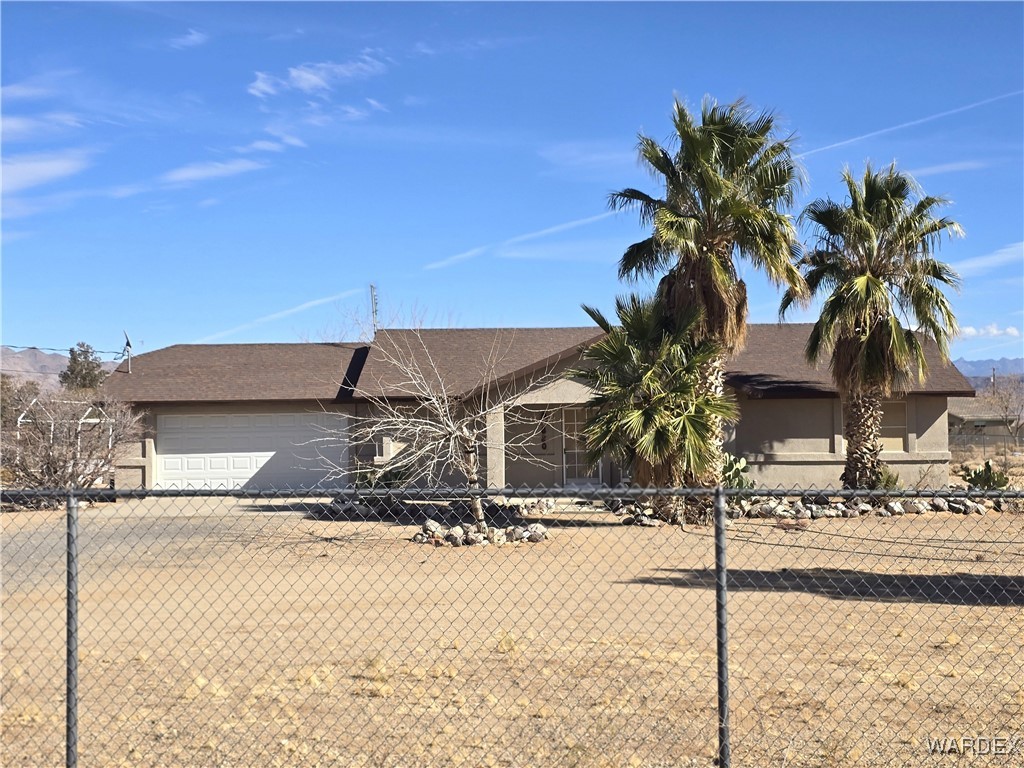 820 Santa Maria Road Golden Valley, AZ 86413 - Photo 1 of 2 Front of Structure