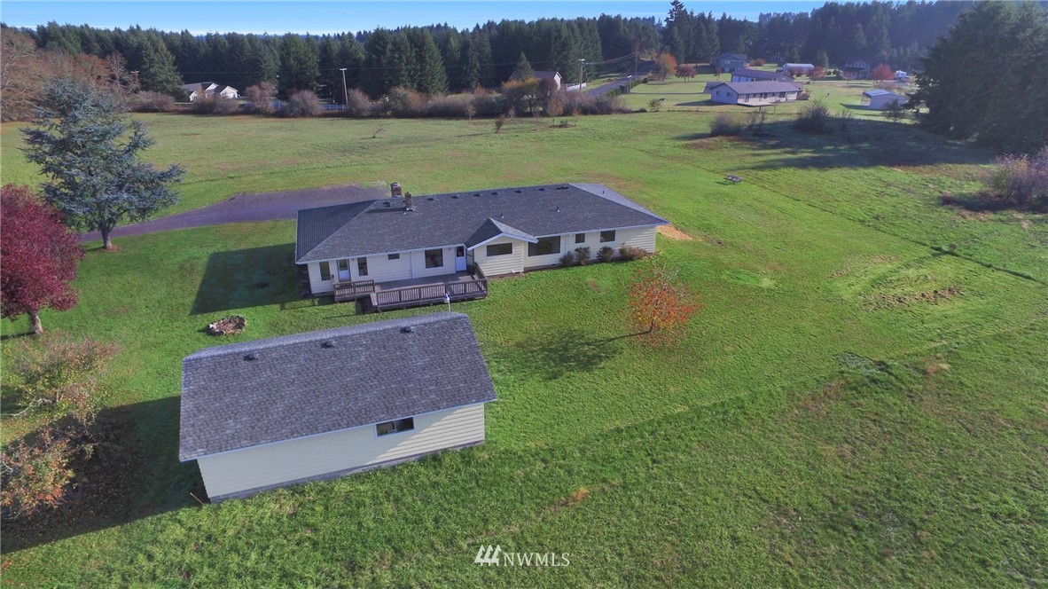 433 Curtis Hill Road Chehalis, WA 98532 - Photo 6 of 22 an aerial view of a house with outdoor space and outdoor seating