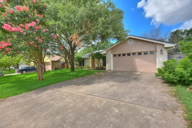 $2,250 | 1604 Barcus Drive, Georgetown, TX 78626