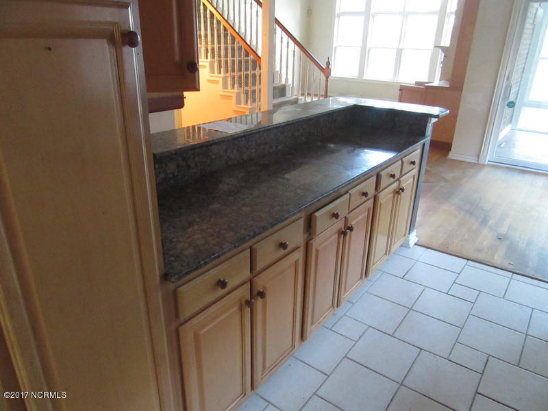 120 Ridge Road Chocowinity, NC 27817 - Photo 3 of 17 21 KITCHEN