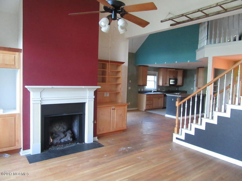 120 Ridge Road Chocowinity, NC 27817 - Photo 8 of 17 30 LIVING ROOM