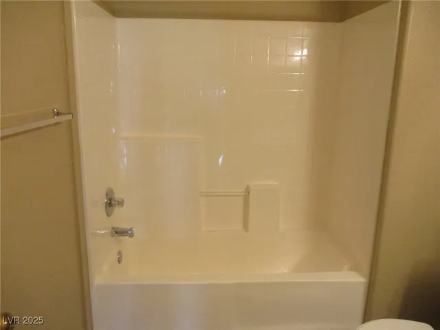 $1,575 | 1001 Domnus Lane, Unit 203, Las Vegas, NV 89144