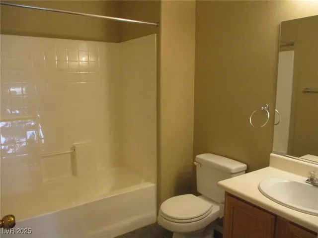 $1,575 | 1001 Domnus Lane, Unit 203, Las Vegas, NV 89144