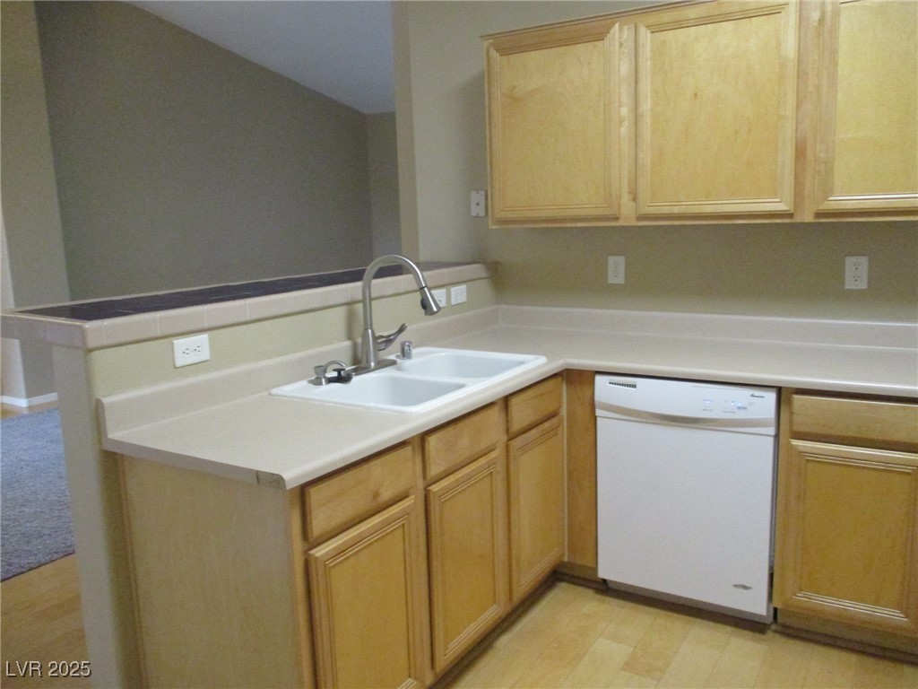 1001 Domnus Lane, Unit 203 Las Vegas, NV 89144 - Photo 6 of 21