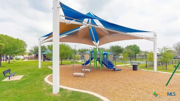 $1,400 | 456 Limestone Drive, New Braunfels, TX 78130