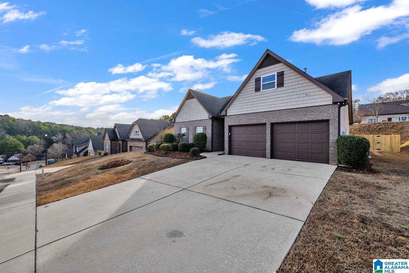 4475 Flagstone Lane Pinson, AL 35126 - Photo 2 of 34