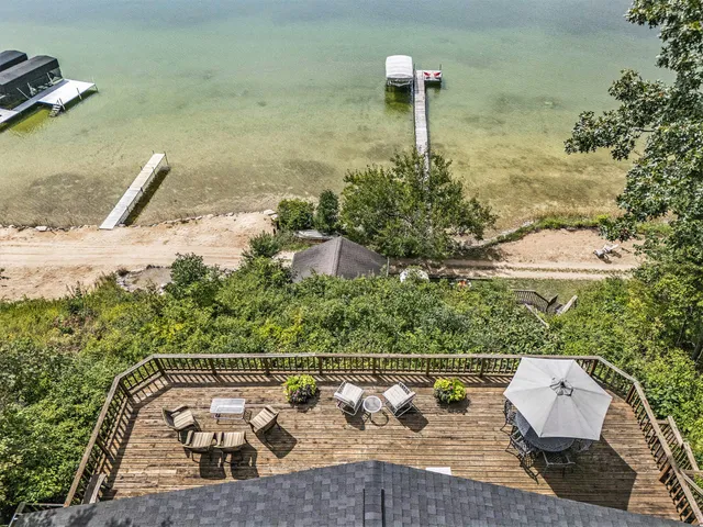 $995,000 | 59688 Summit Street, Three Rivers, MI 49093