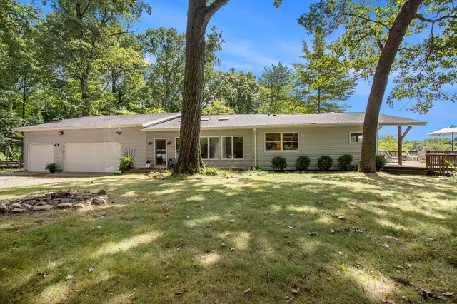 $995,000 | 59688 Summit Street, Three Rivers, MI 49093