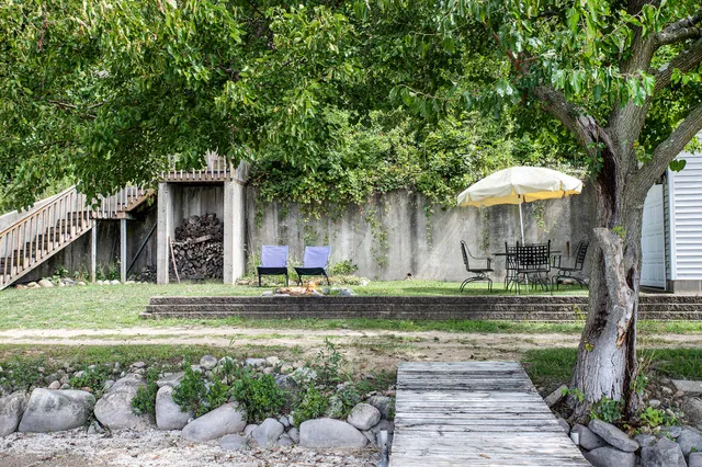 $995,000 | 59688 Summit Street, Three Rivers, MI 49093