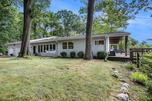 $995,000 | 59688 Summit Street, Three Rivers, MI 49093