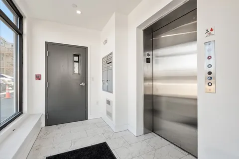 $1,100,000 | 891 East 1st Street, Unit 4, Boston, MA 02127